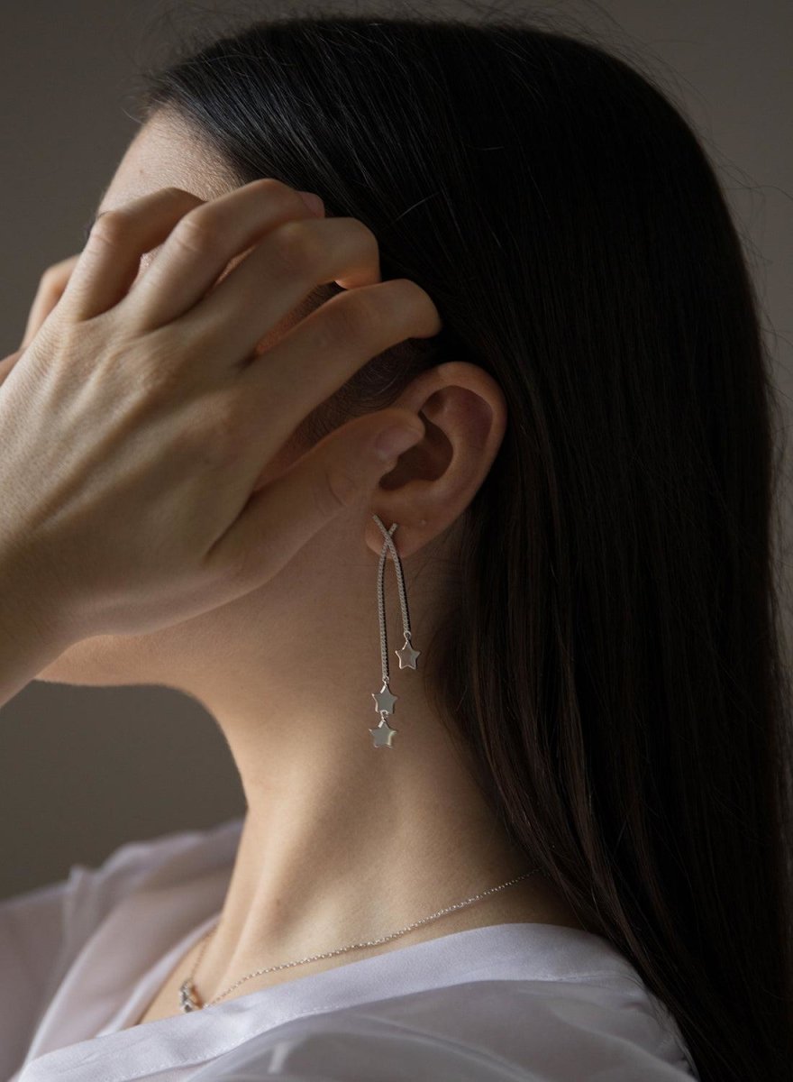 Pendientes largos de plata brillantes doble charm