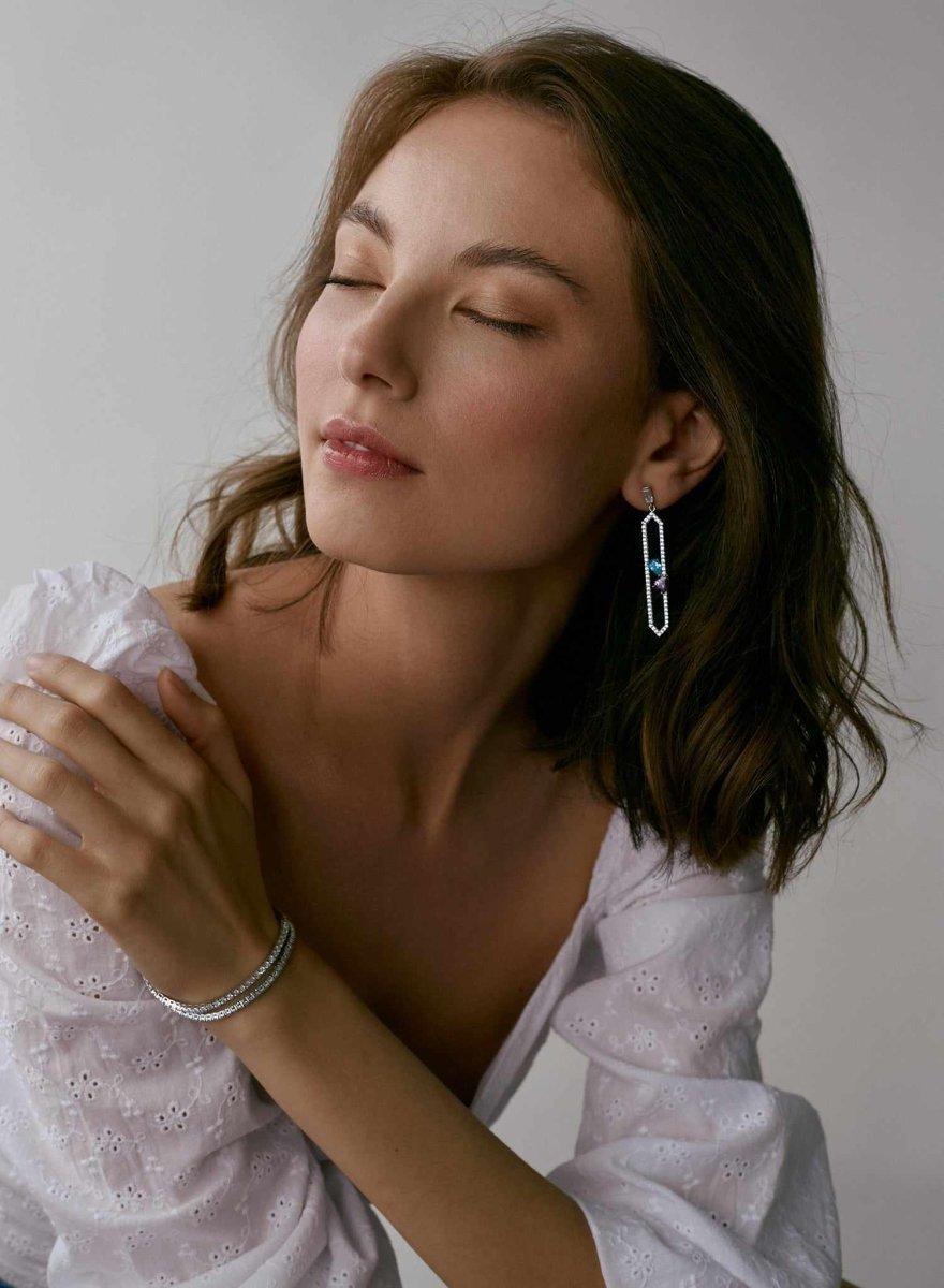 Boucles d'oreilles longs fins de argent avec double pierre et LINEARGENT