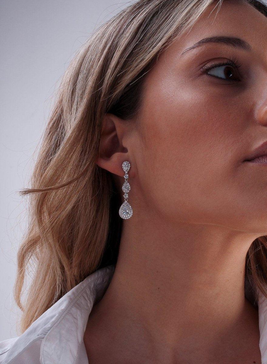 boucles d'oreilles longs mariée de argent en différentes tailles avec zirconsLINEARGENT