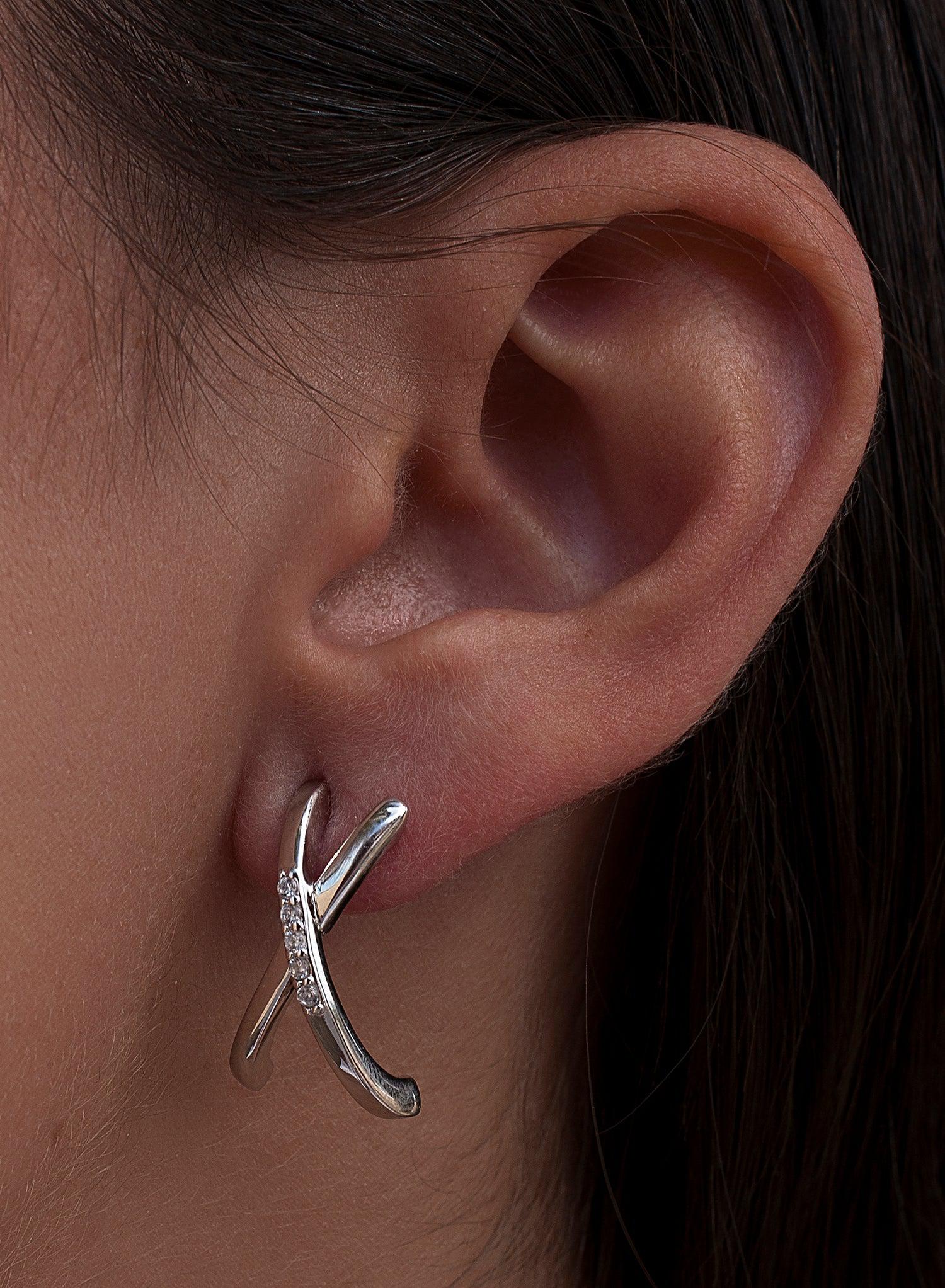 Pendientes originales diseño de dos bandas cruzadas-LINEARGENT