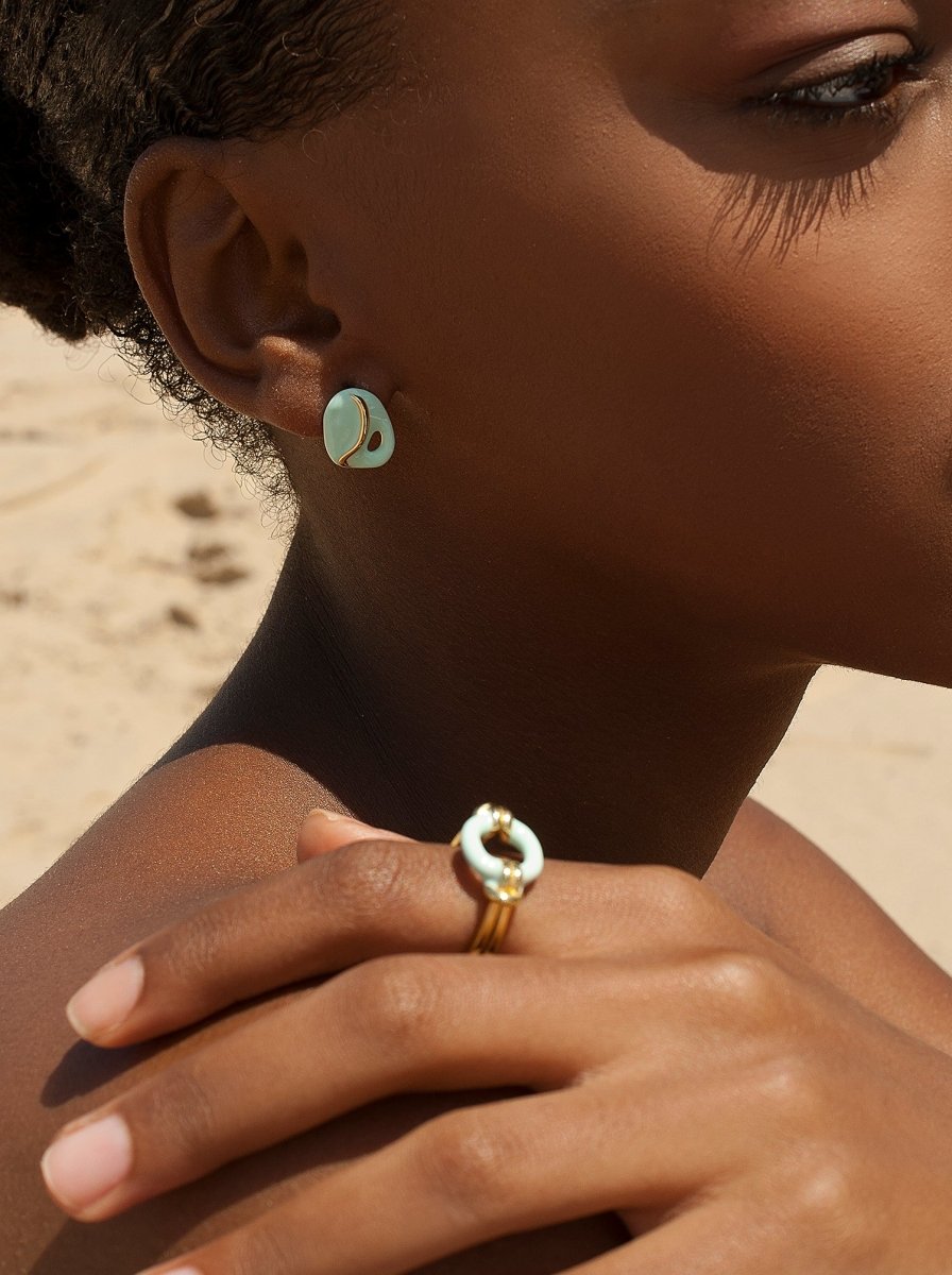 earrings original design irregular varnish Green and details gold