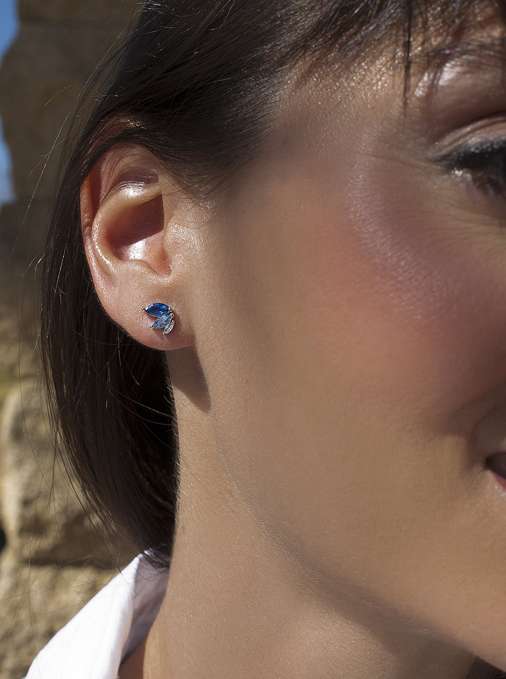 petits  boucles d'oreillesargent avec gemmes  tonalités bleu