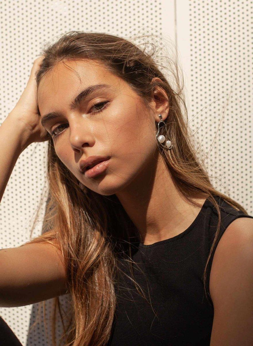 boucles d'oreilles perle pendentif design de LINEARGENT