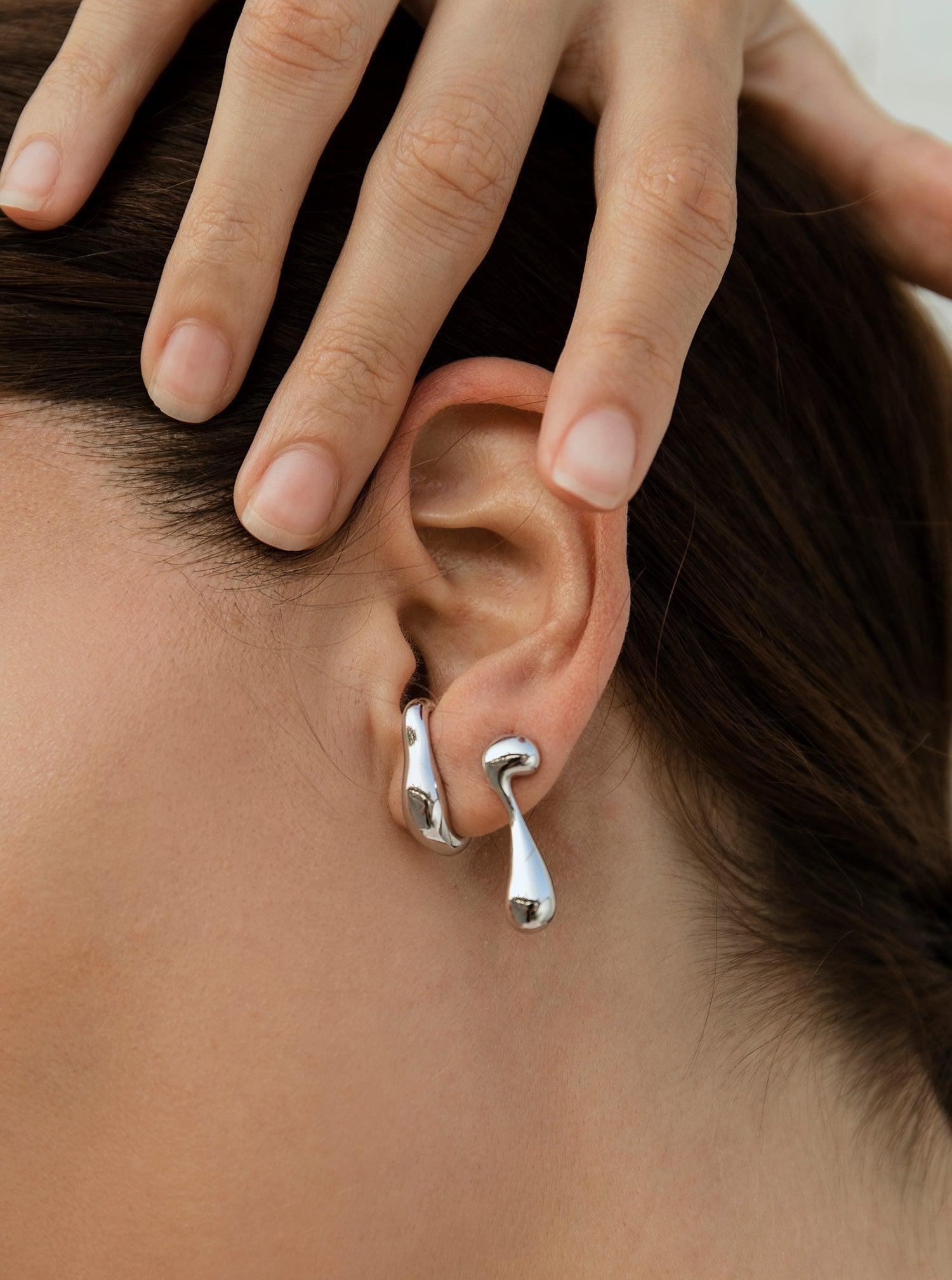 Earrings - Original earrings with liquid design antitrago support