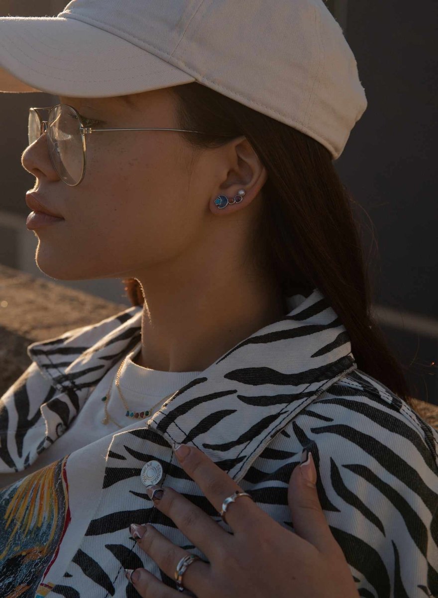 Pendientes trepadores en plata motivos variados