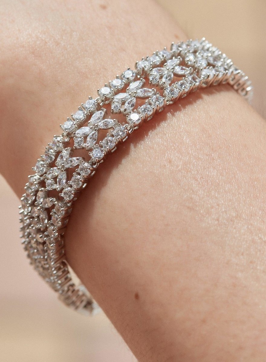 Pulsera riviere de plata con raíles de circonitas blancas en diferentes tallas-LINEARGENT