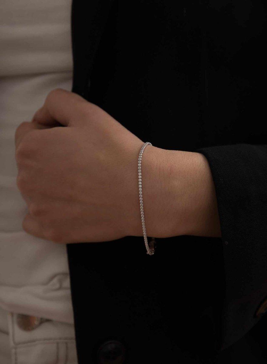 bracelet riviere de argent design fin avec zircons-LINEARGENT