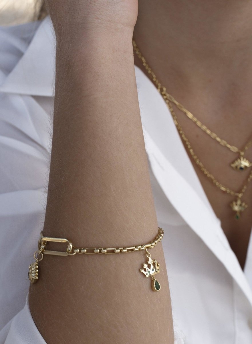 Pulseras con colgantes en palta dorado doble motivo