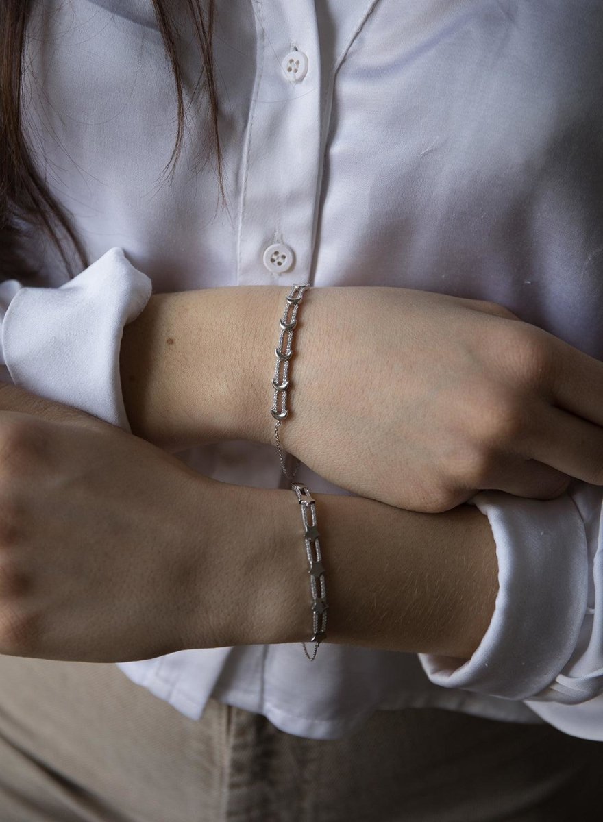 bracelets fine design from double rail with six moons