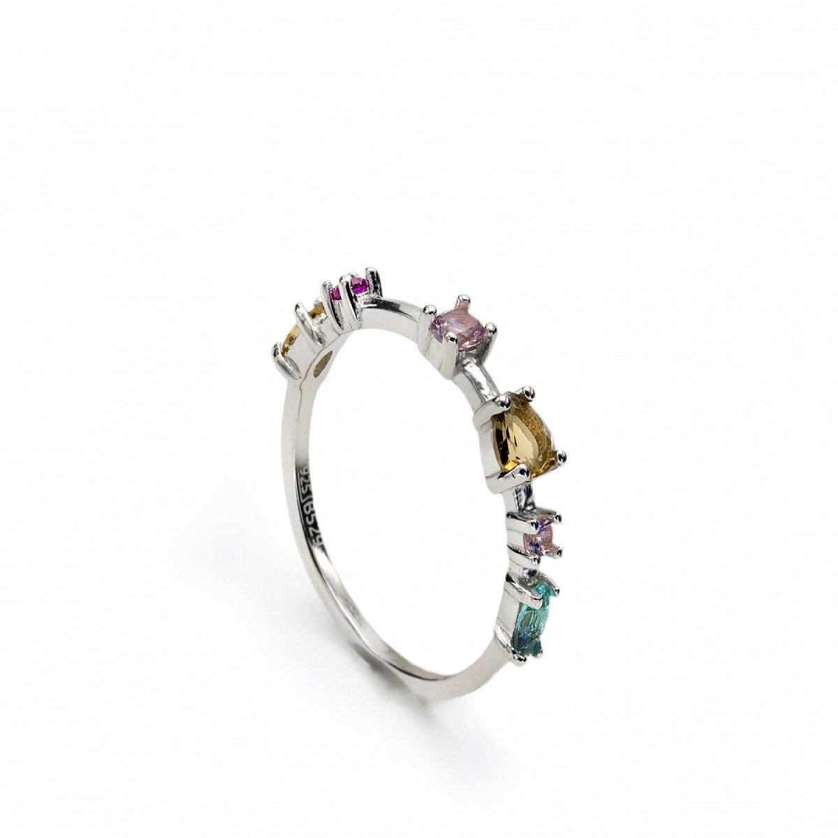 Ring - Thin rings with multi-colored adamantine quartz design