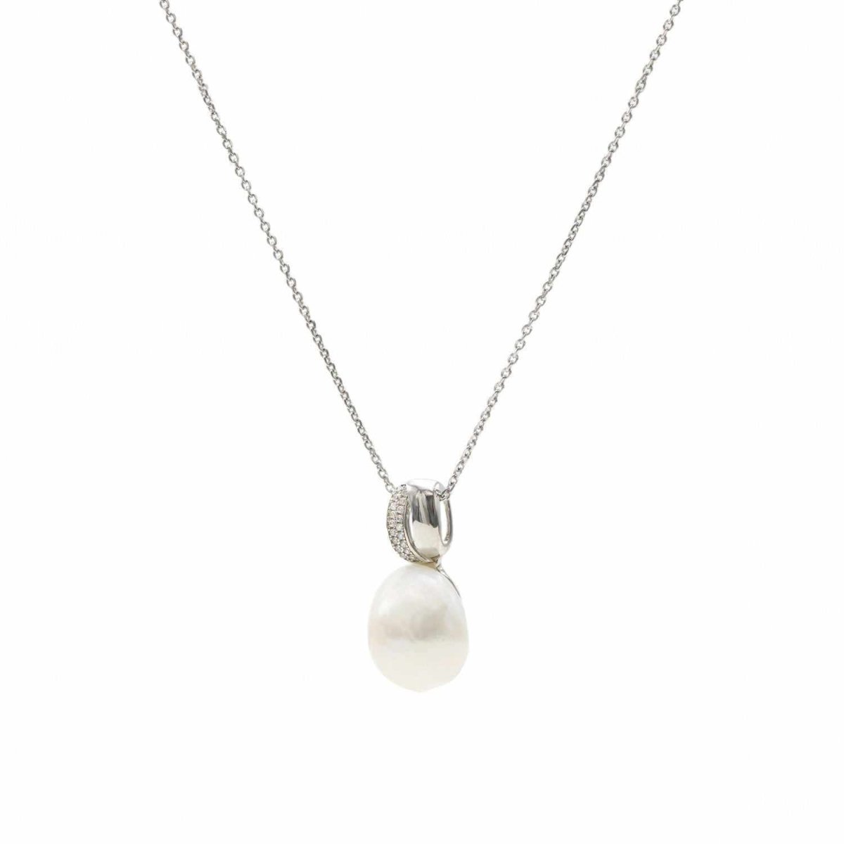 Collar · Colgantes perla en plata diseño doble raíl