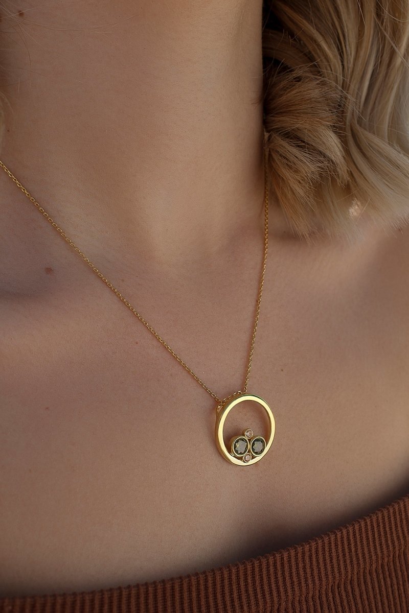 Collar · Collares plata originales estilo circular con gemas