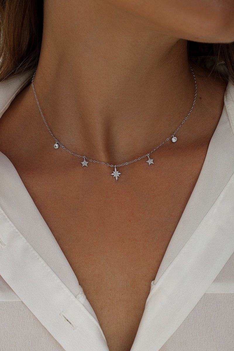 Collar · Collares con colgantes de plata con diseño de estrellas de circonita