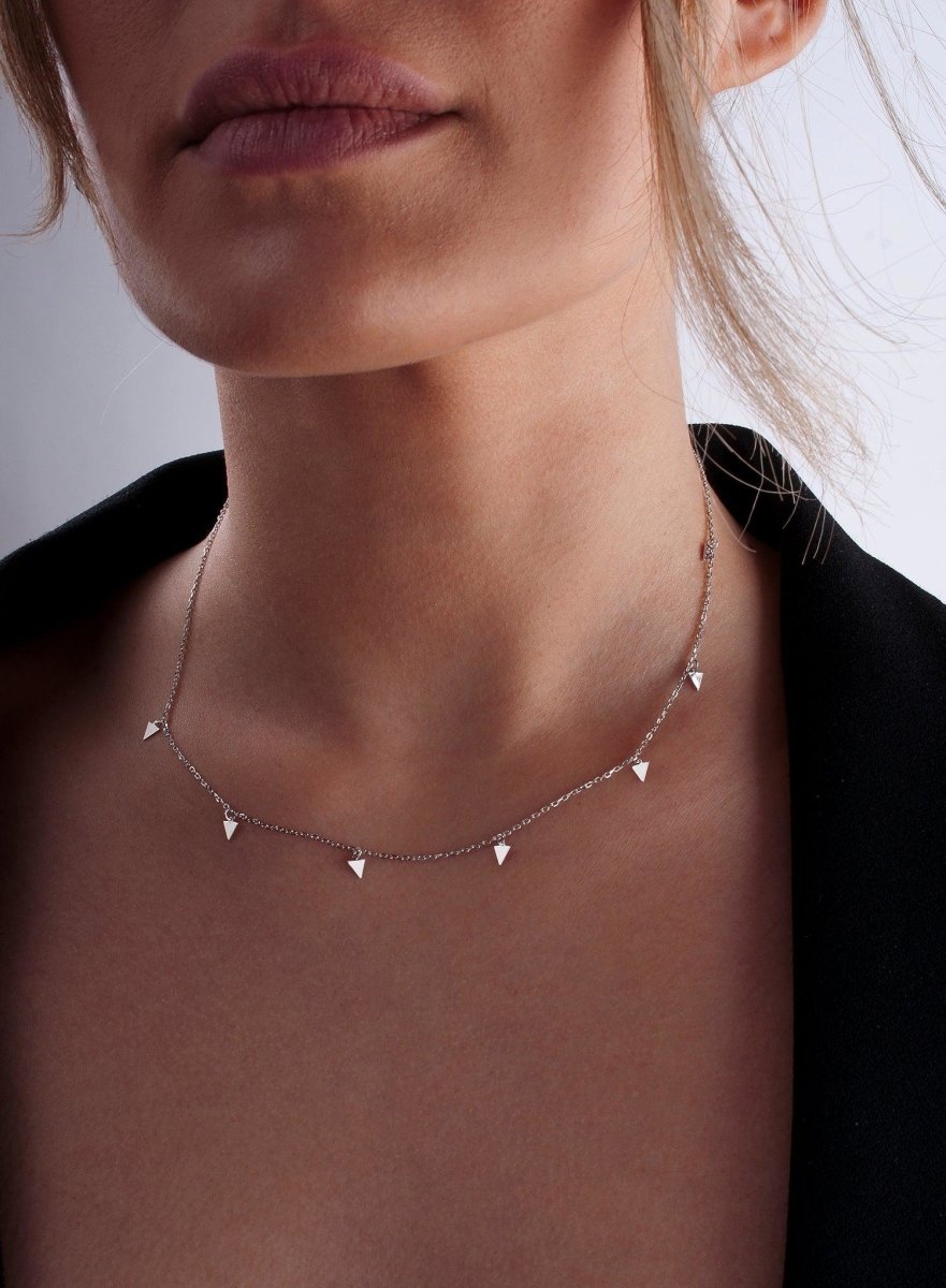 Necklaces - Necklaces with silver pendants with triangular motifs
