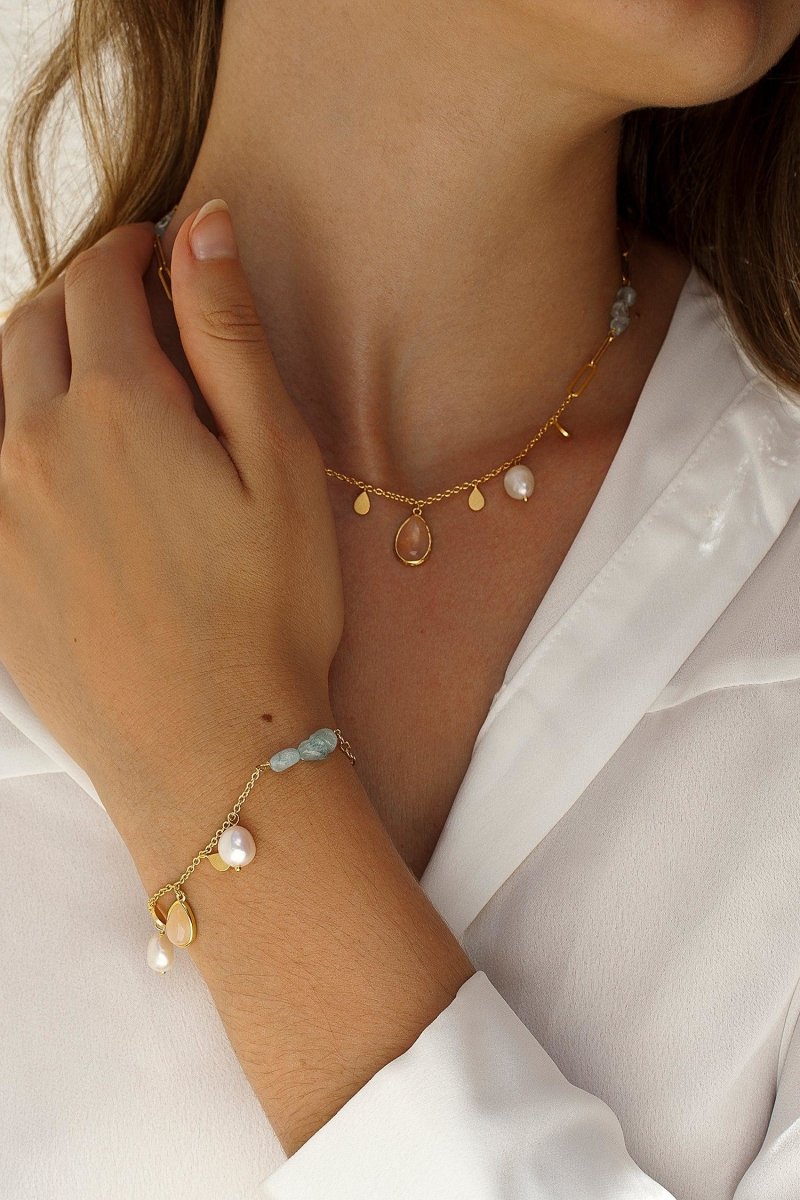Collar · Collares con colgantes diseño de perlas  gemas y eslabones