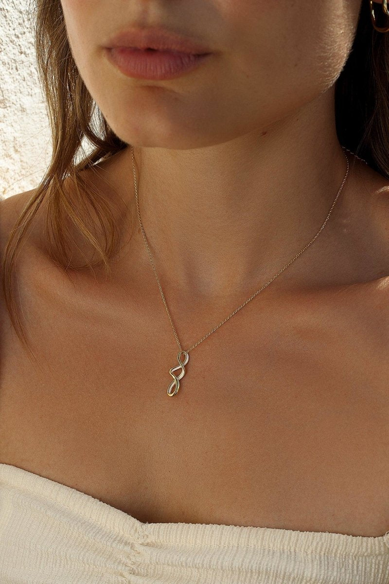 Necklaces - Original silver necklaces with curved design