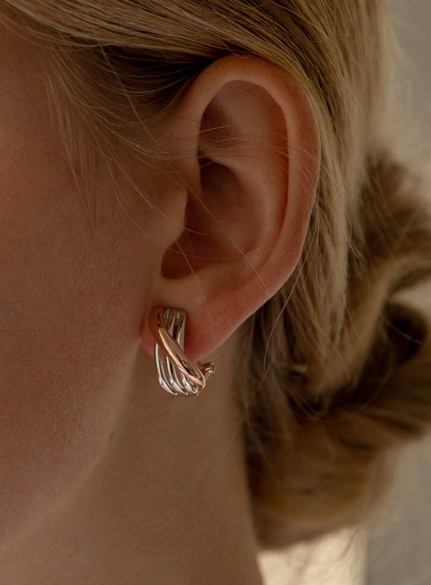 Earrings - Earrings with omega clasp design diagonal rail in vermeil tone