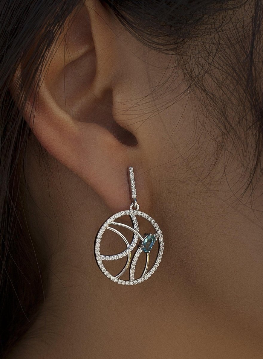 Earrings - Pendant earrings with zirconia and gemstone design
