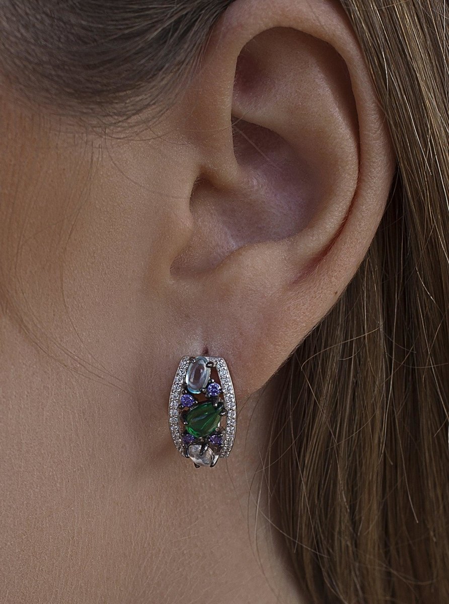 Earrings - Earrings with omega clasp mosaic design with zircons