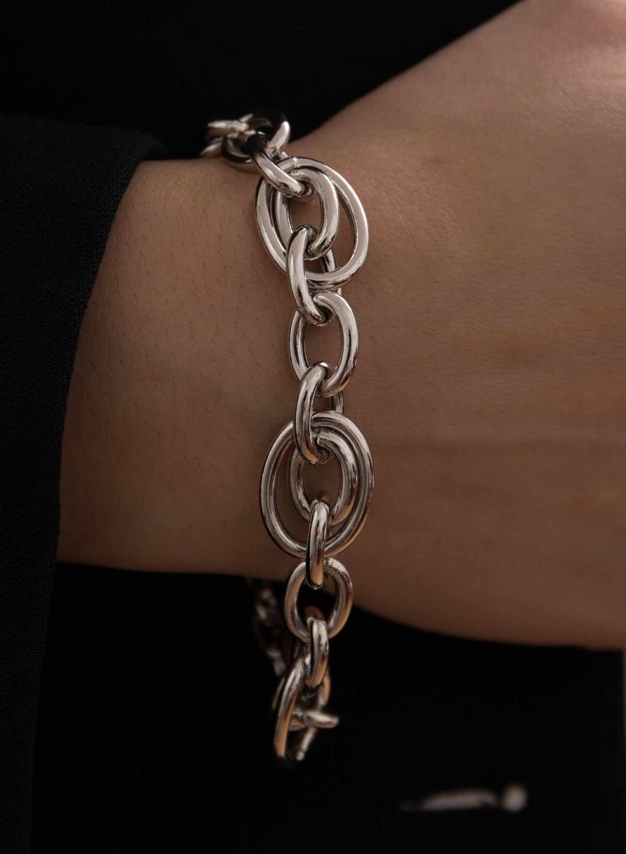 Bracelet - Silver link bracelet with tubular and wide design