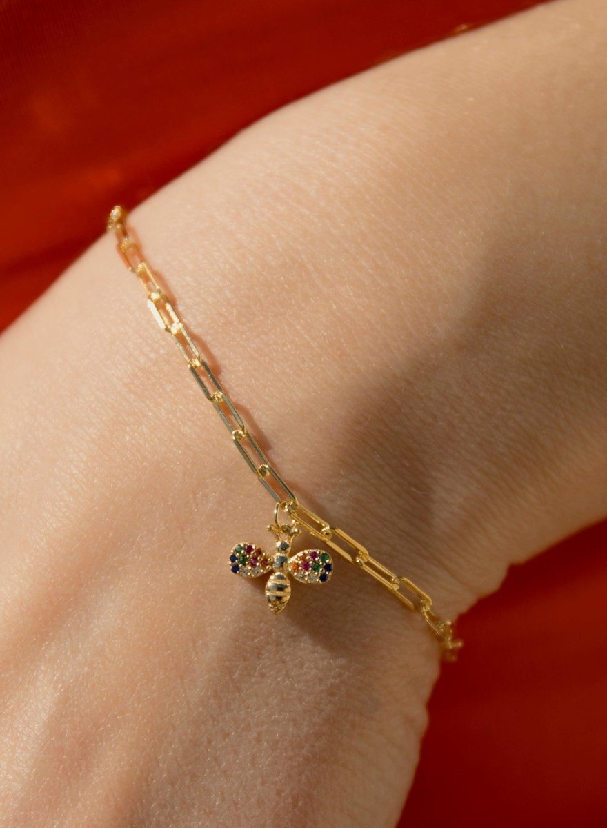 Bracelet - Thin gold plated silver bracelets with mini bee charm