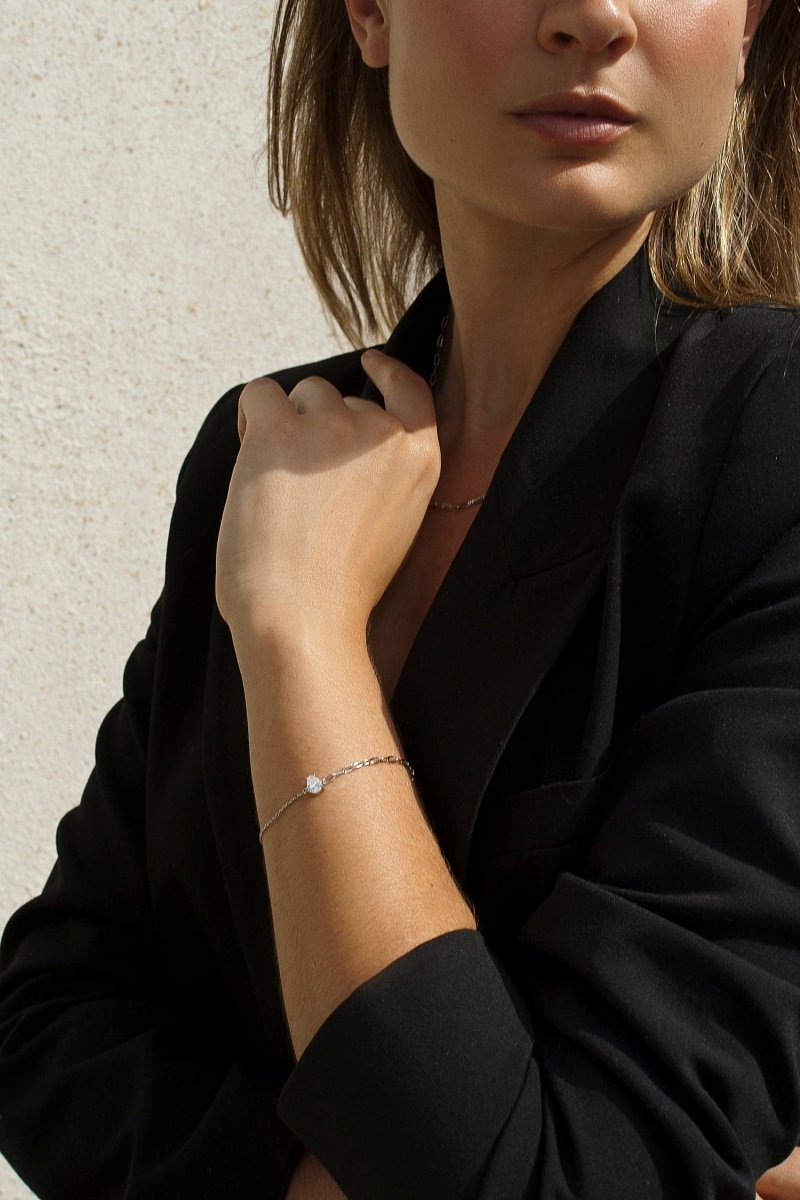 Bracelet - Thin silver bracelets with teardrop design and paperclip design chain