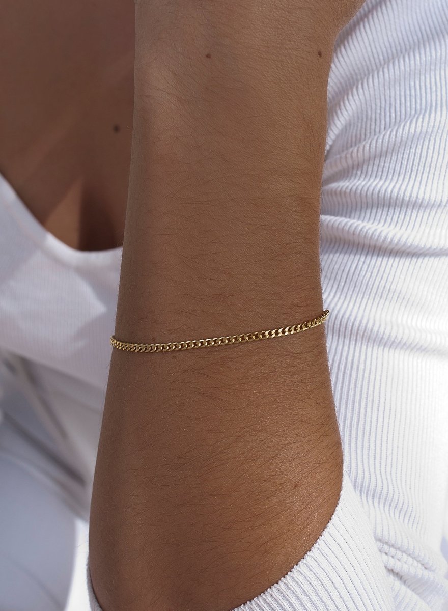 Bracelet - Thin gold plated silver bracelets with chain design